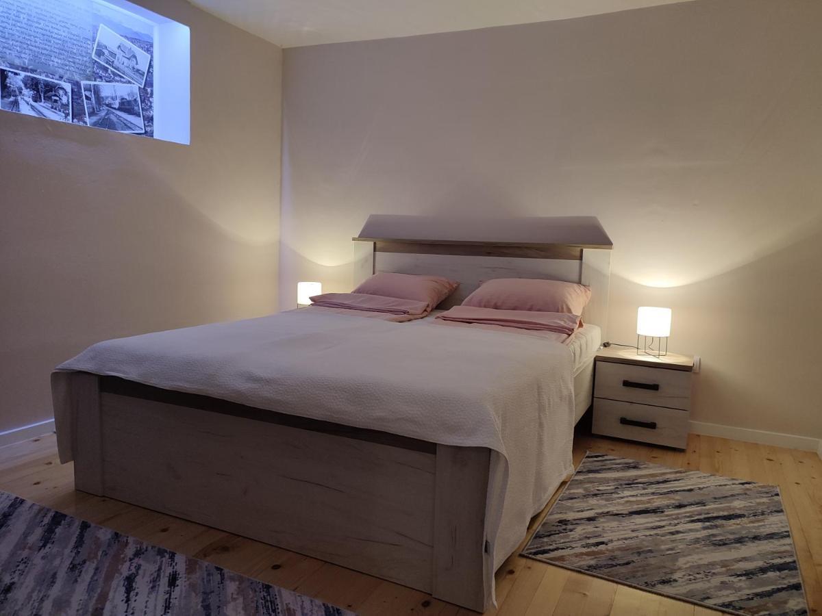 Apartman Stara pruga SJJ Exterior foto